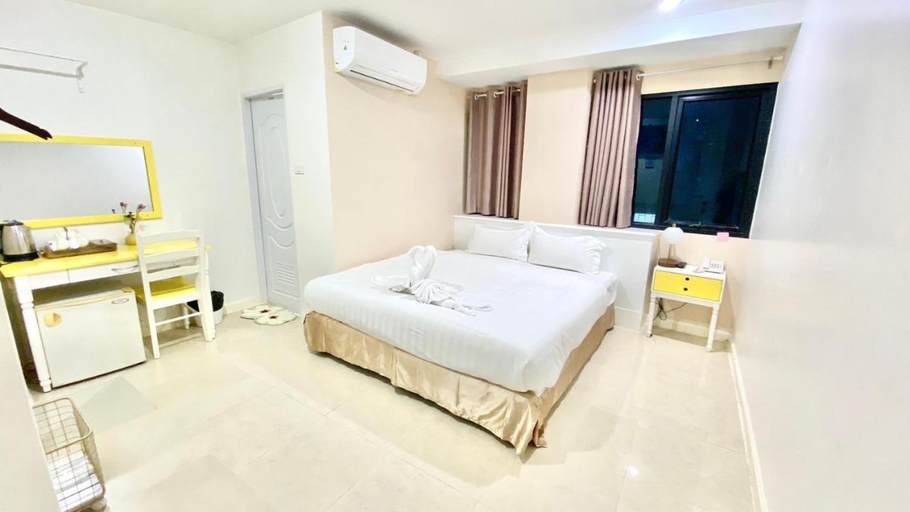 Abcyq Hotel กรุงเทพมหานคร ภายนอก รูปภาพ